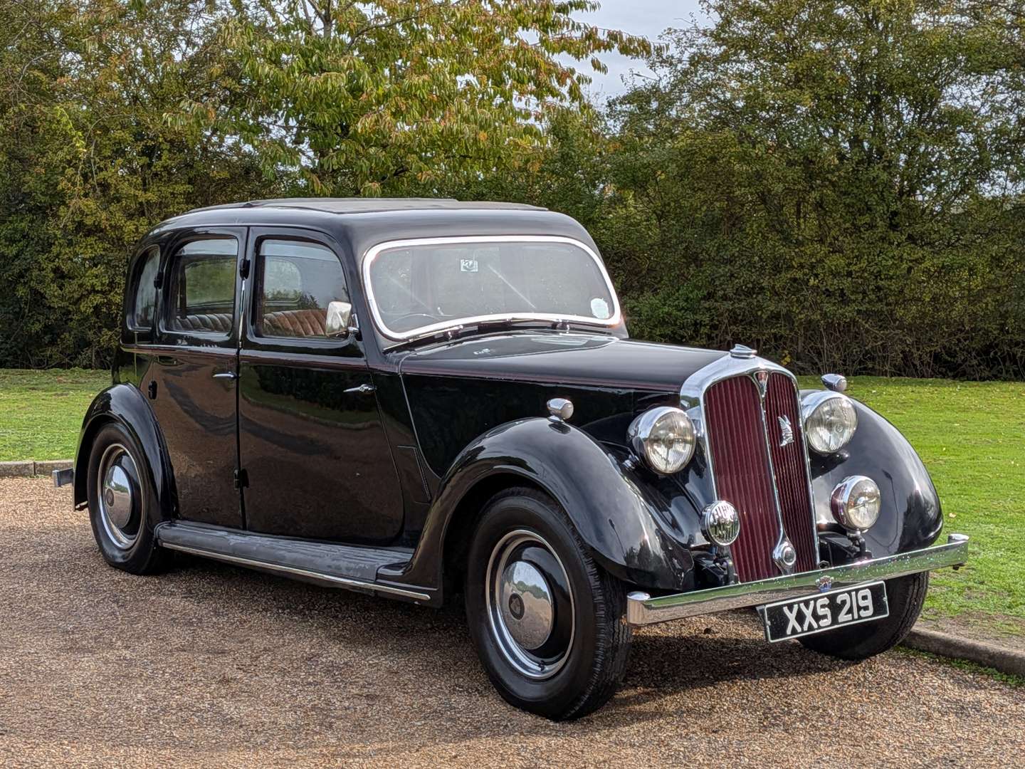 <p>1948 ROVER 12</p>