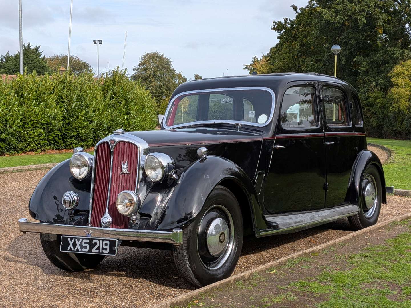 <p>1948 ROVER 12</p>