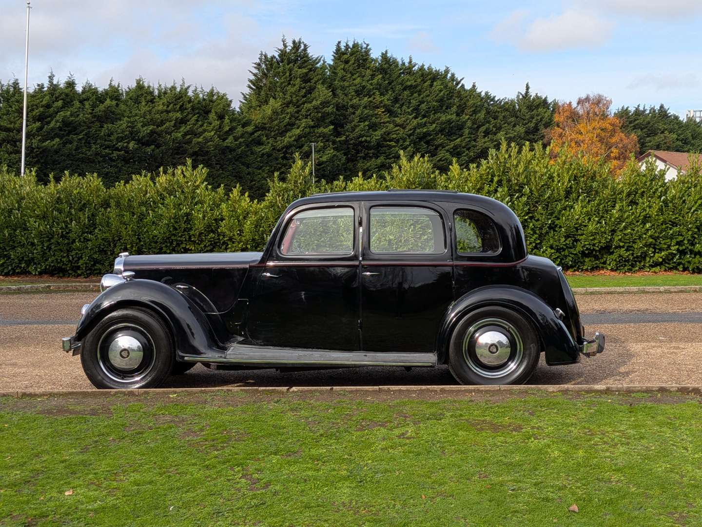 <p>1948 ROVER 12</p>