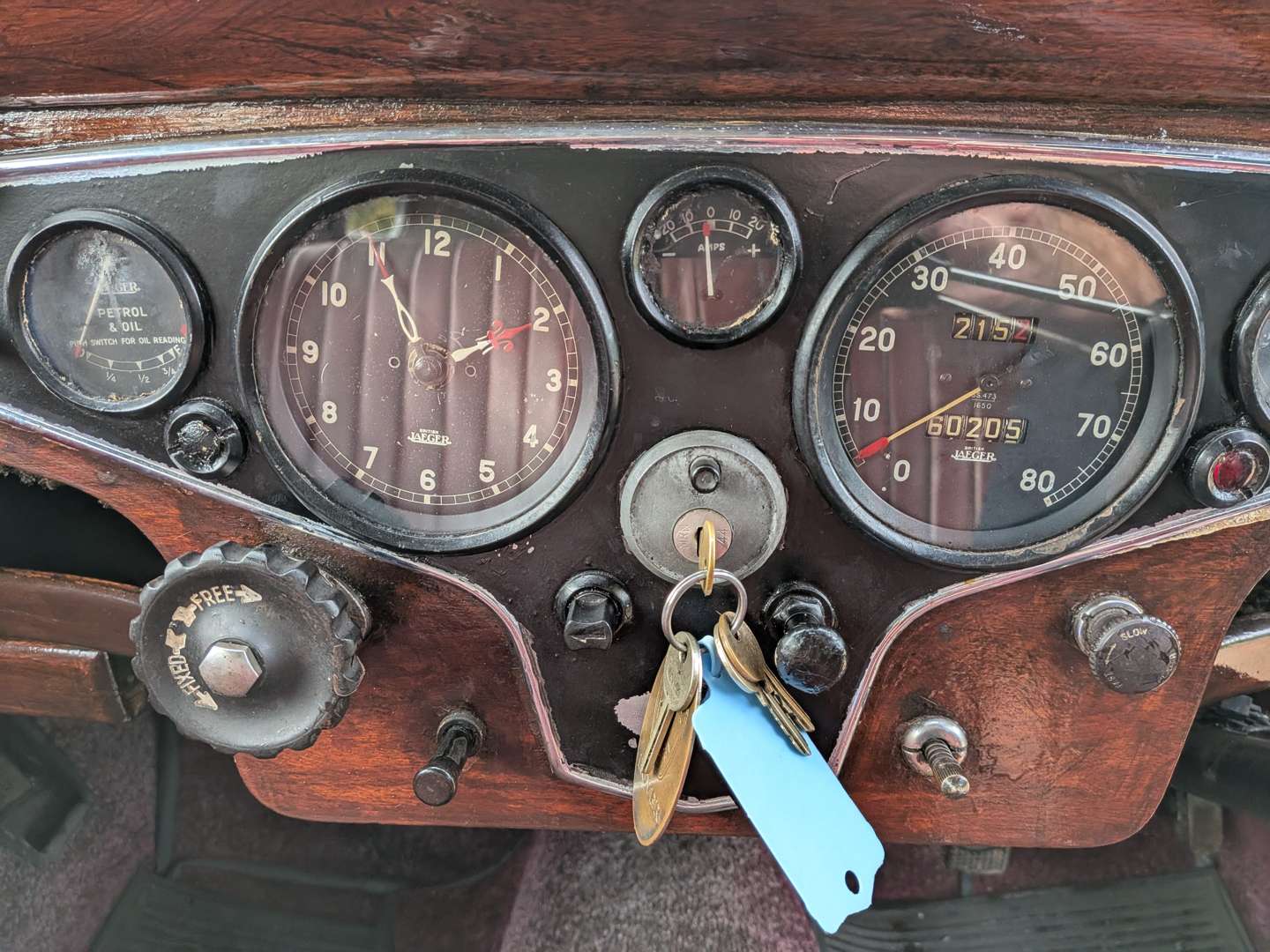 <p>1948 ROVER 12</p>