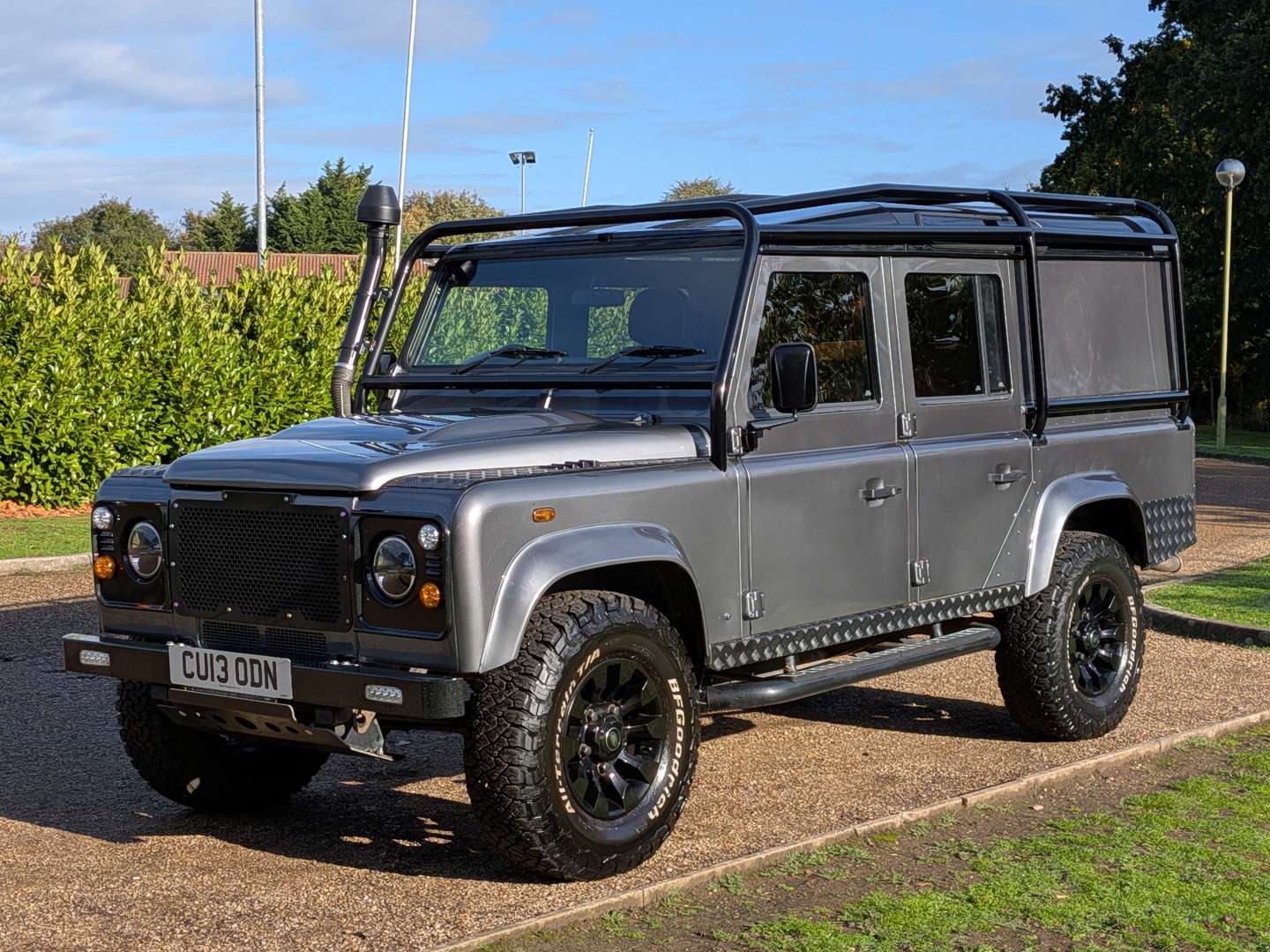 <p>2013 LAND ROVER DEFENDER 110 STATIONWAGON</p>