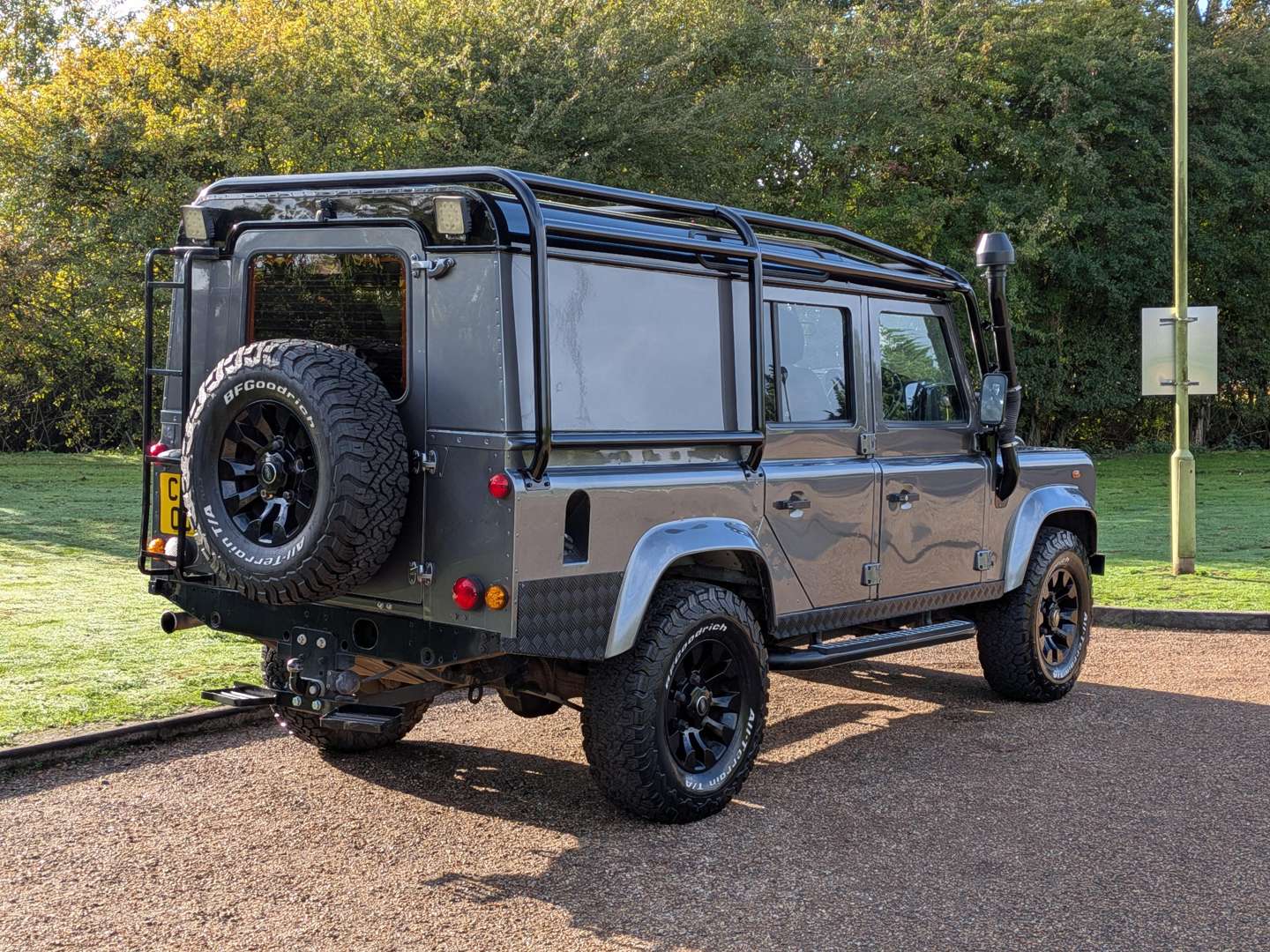 <p>2013 LAND ROVER DEFENDER 110 STATIONWAGON</p>