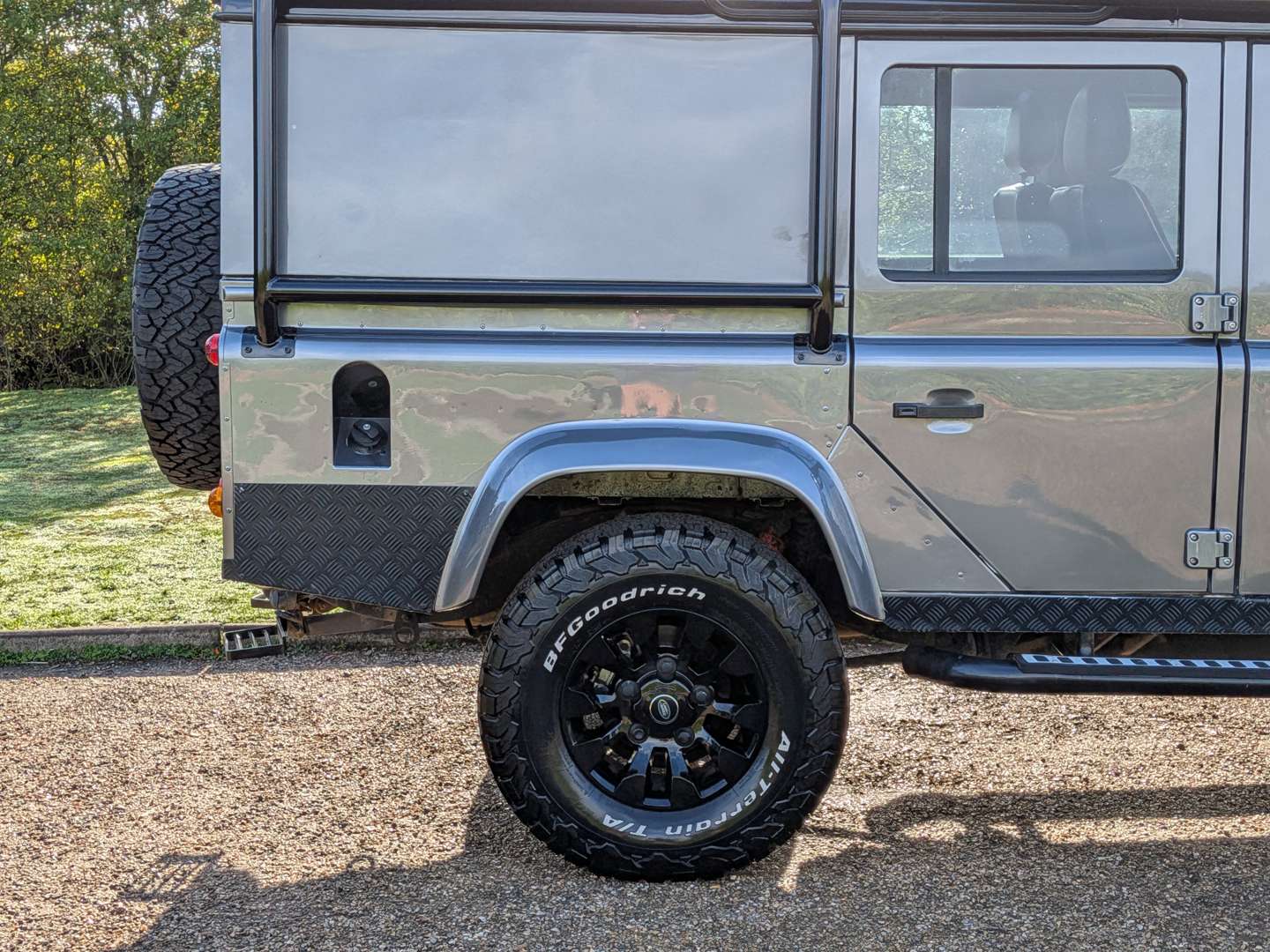 <p>2013 LAND ROVER DEFENDER 110 STATIONWAGON</p>