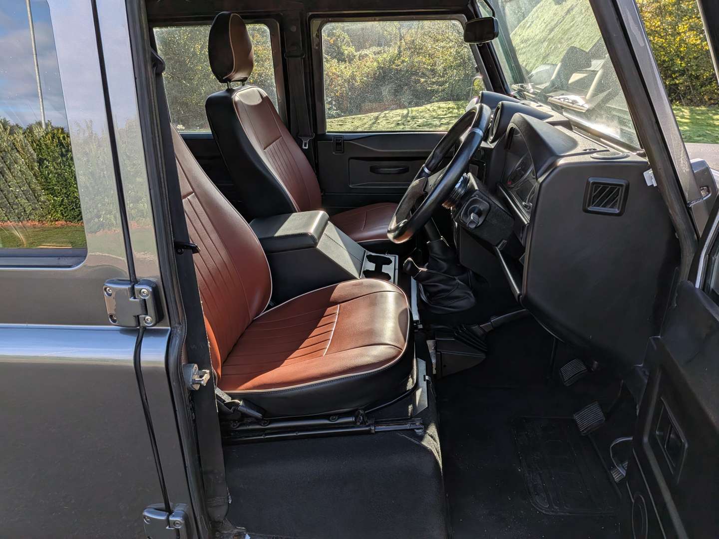 <p>2013 LAND ROVER DEFENDER 110 STATIONWAGON</p>