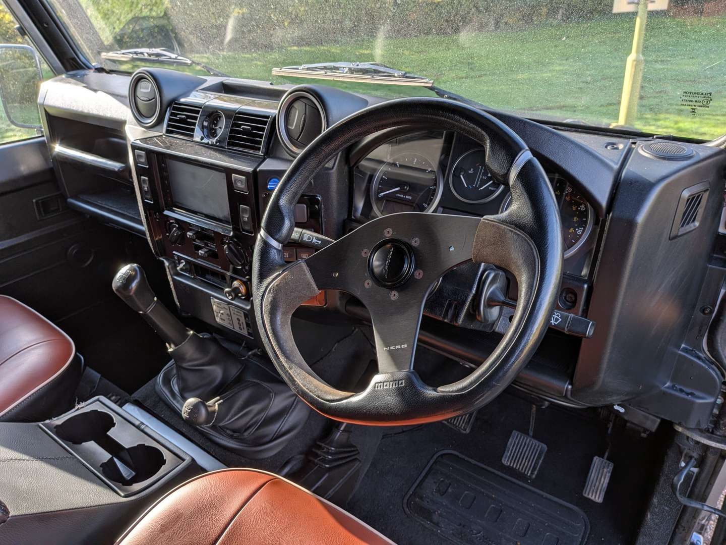 <p>2013 LAND ROVER DEFENDER 110 STATIONWAGON</p>