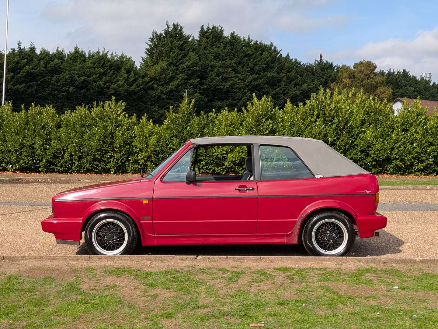 <p>1993 VW GOLF CLIPPER CABRIO</p>