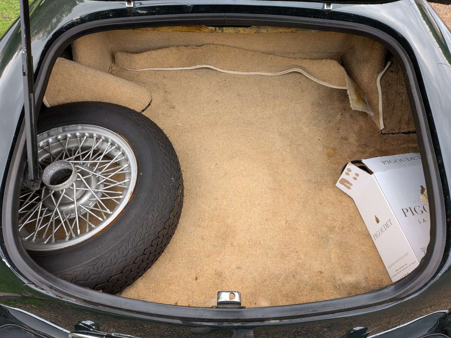 <p>1962 ALVIS TD21 SERIES II</p>