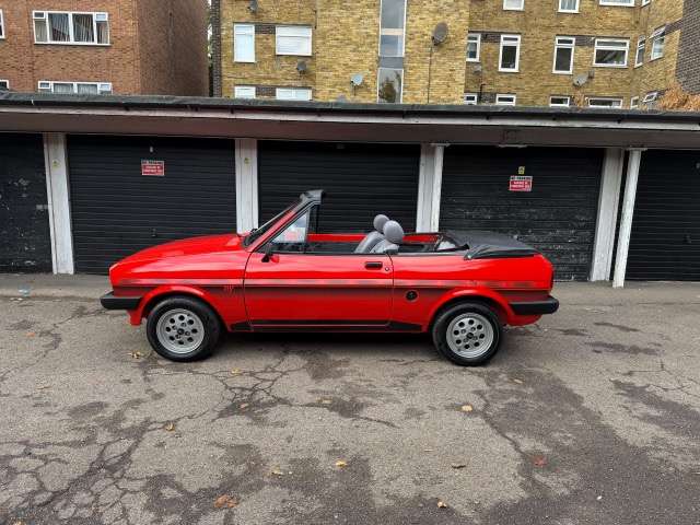 <p>1982 FORD FIESTA L MK1 CRAYFORD CONVERTIBLE</p>