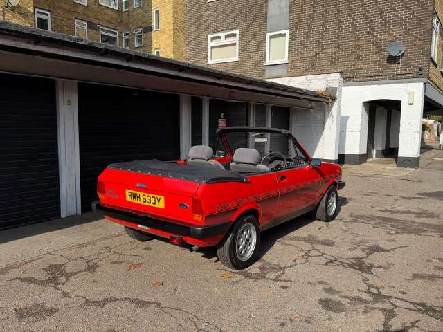 <p>1982 FORD FIESTA L MK1 CRAYFORD CONVERTIBLE</p>
