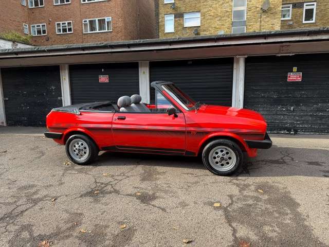 <p>1982 FORD FIESTA L MK1 CRAYFORD CONVERTIBLE</p>