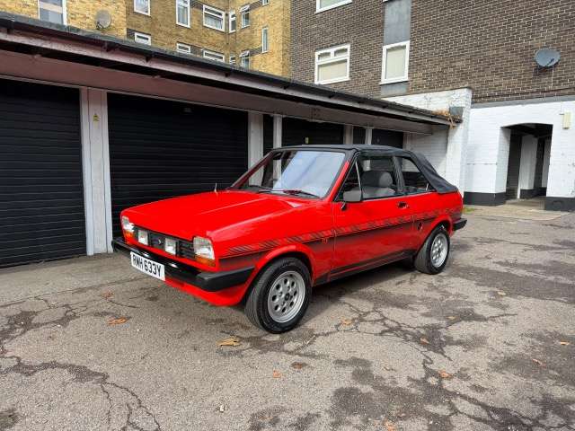 <p>1982 FORD FIESTA L MK1 CRAYFORD CONVERTIBLE</p>