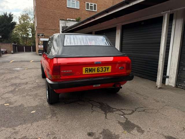 <p>1982 FORD FIESTA L MK1 CRAYFORD CONVERTIBLE</p>
