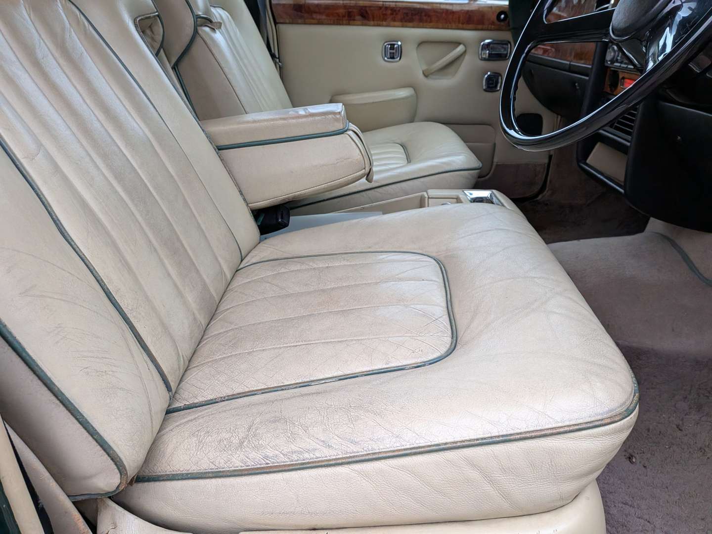 <p>1979 ROLLS ROYCE SILVER SHADOW 2</p>