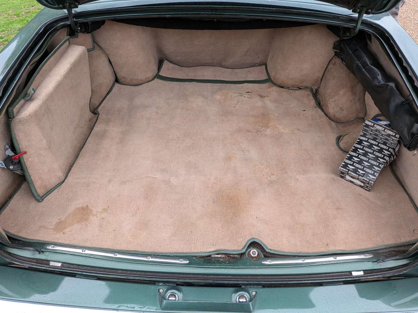<p>1979 ROLLS ROYCE SILVER SHADOW 2</p>