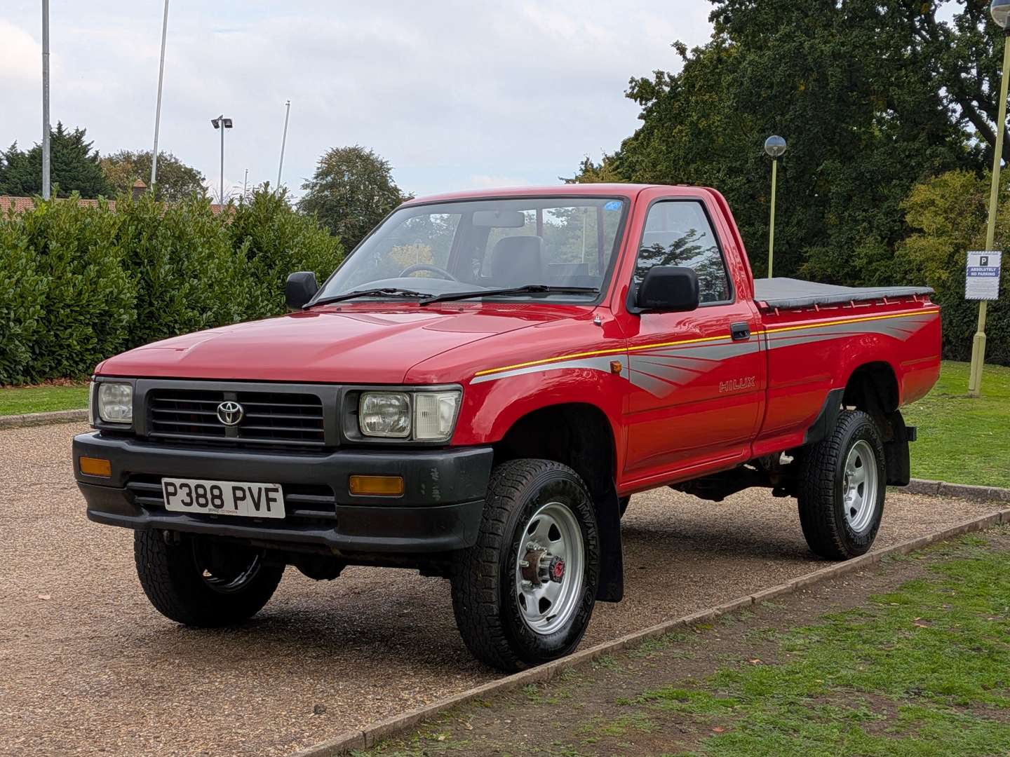 <p>1997 TOYOTA HI-LUX 4X4 DIESEL</p>