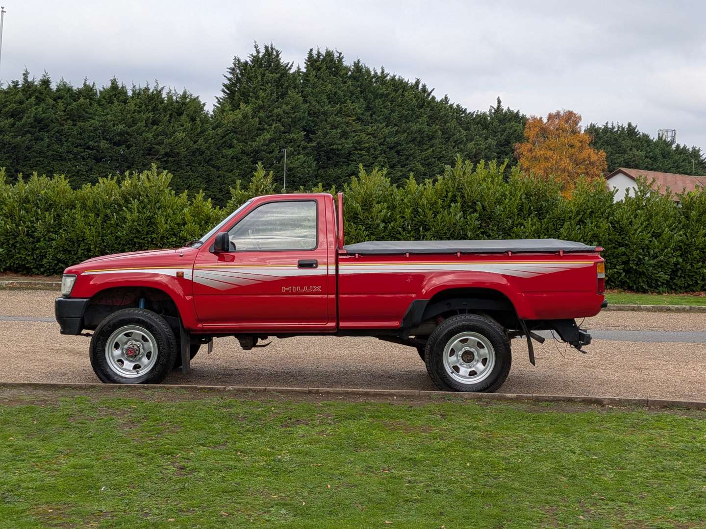 <p>1997 TOYOTA HI-LUX 4X4 DIESEL</p>