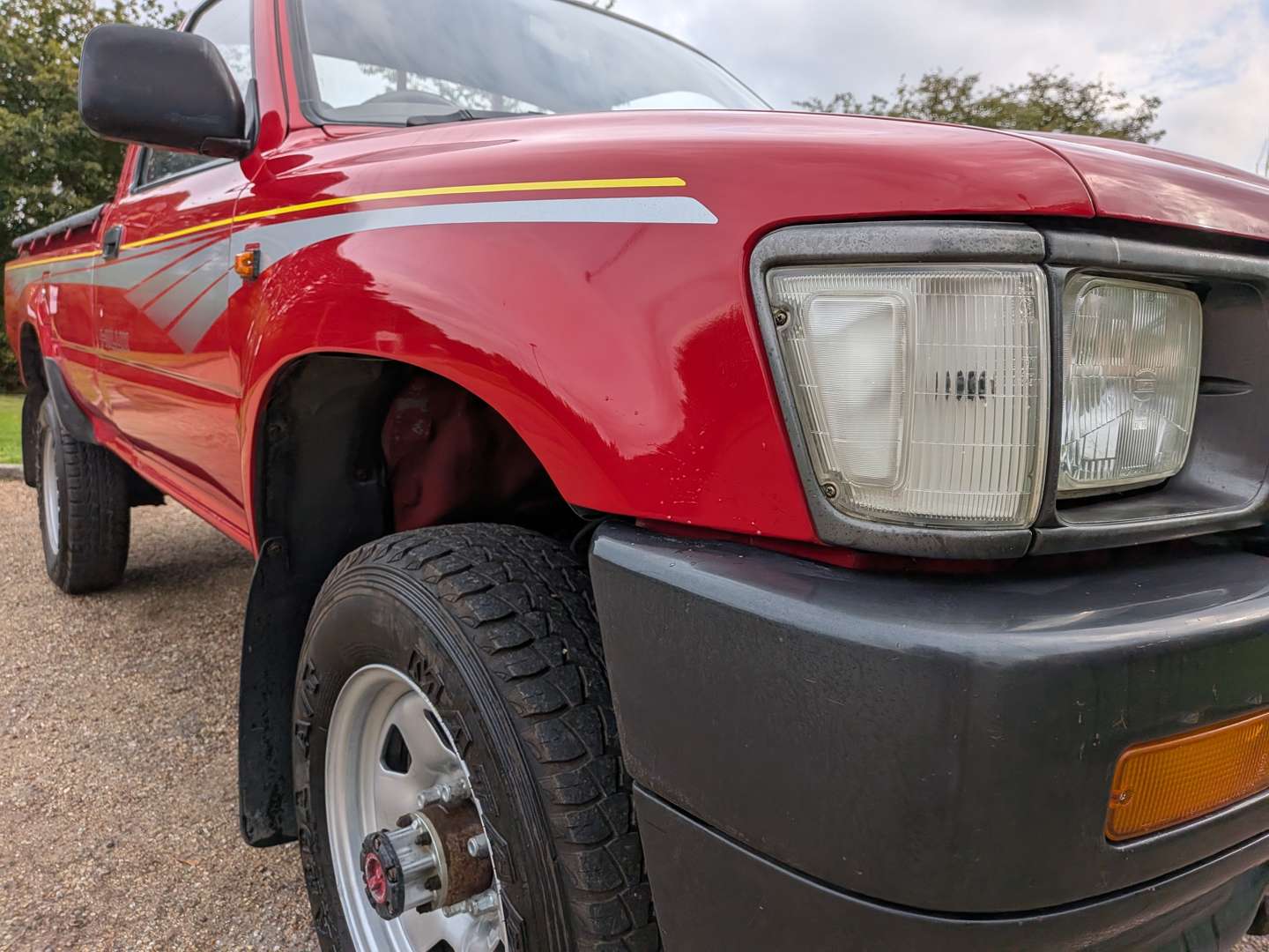 <p>1997 TOYOTA HI-LUX 4X4 DIESEL</p>
