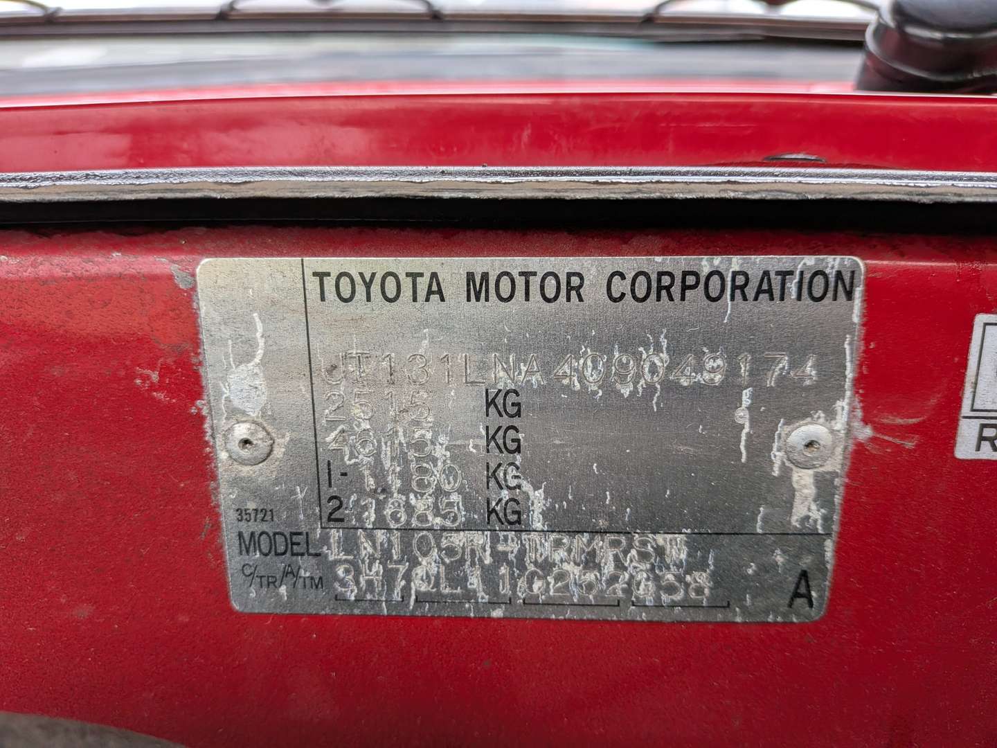<p>1997 TOYOTA HI-LUX 4X4 DIESEL</p>