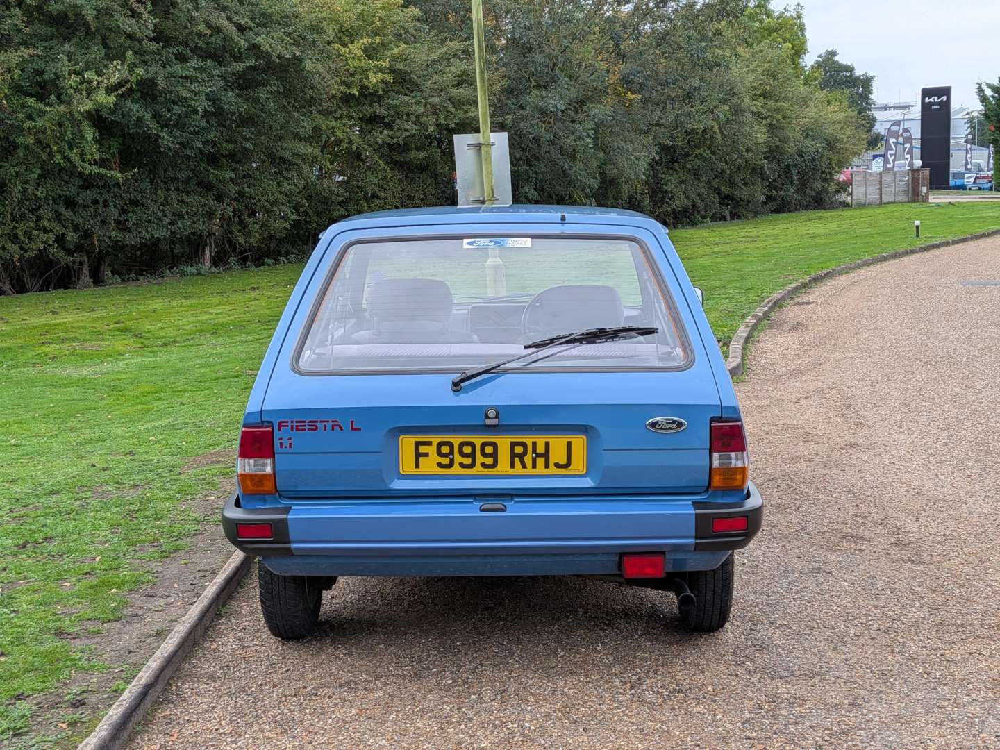 <p>1989 FORD FIESTA L CVT AUTO</p>