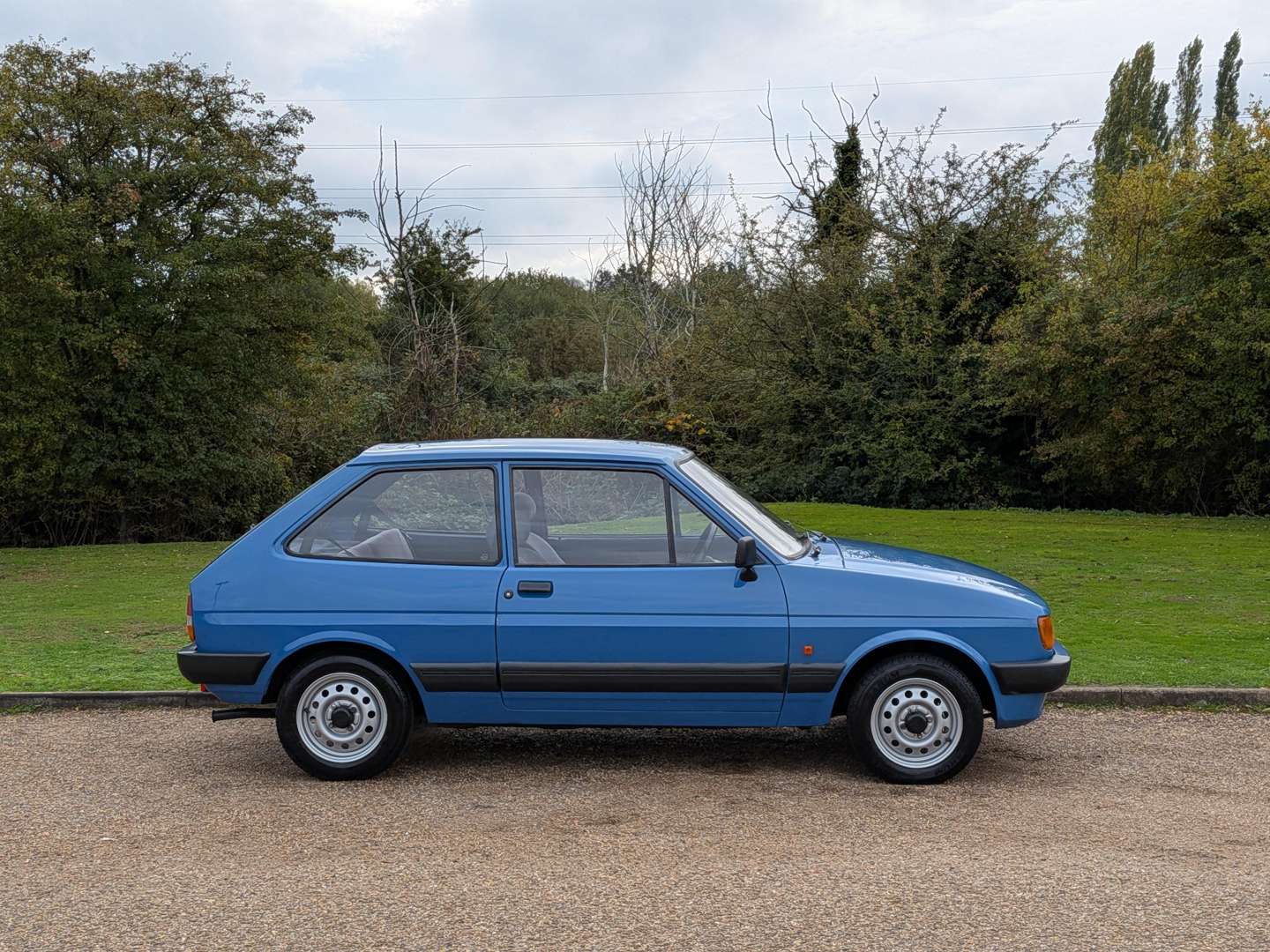 <p>1989 FORD FIESTA L CVT AUTO</p>