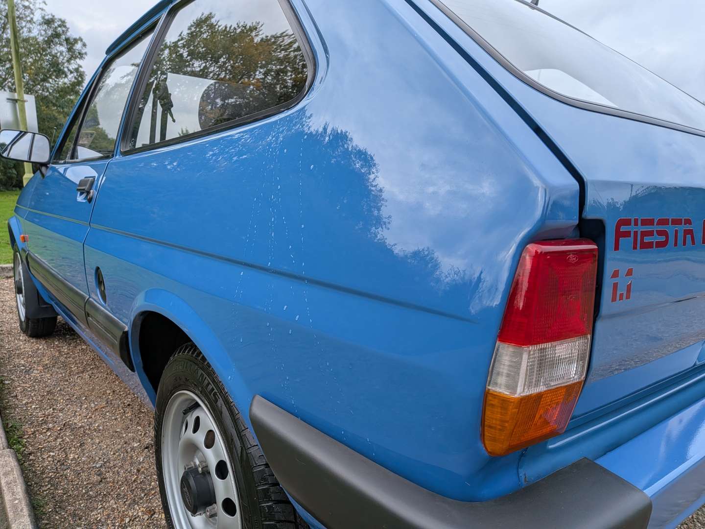 <p>1989 FORD FIESTA L CVT AUTO</p>