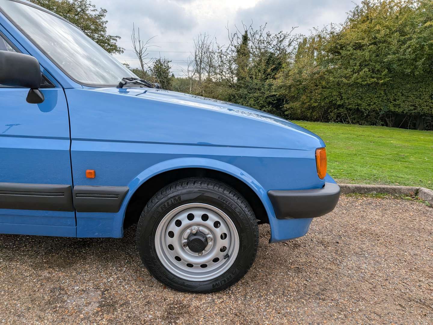 <p>1989 FORD FIESTA L CVT AUTO</p>