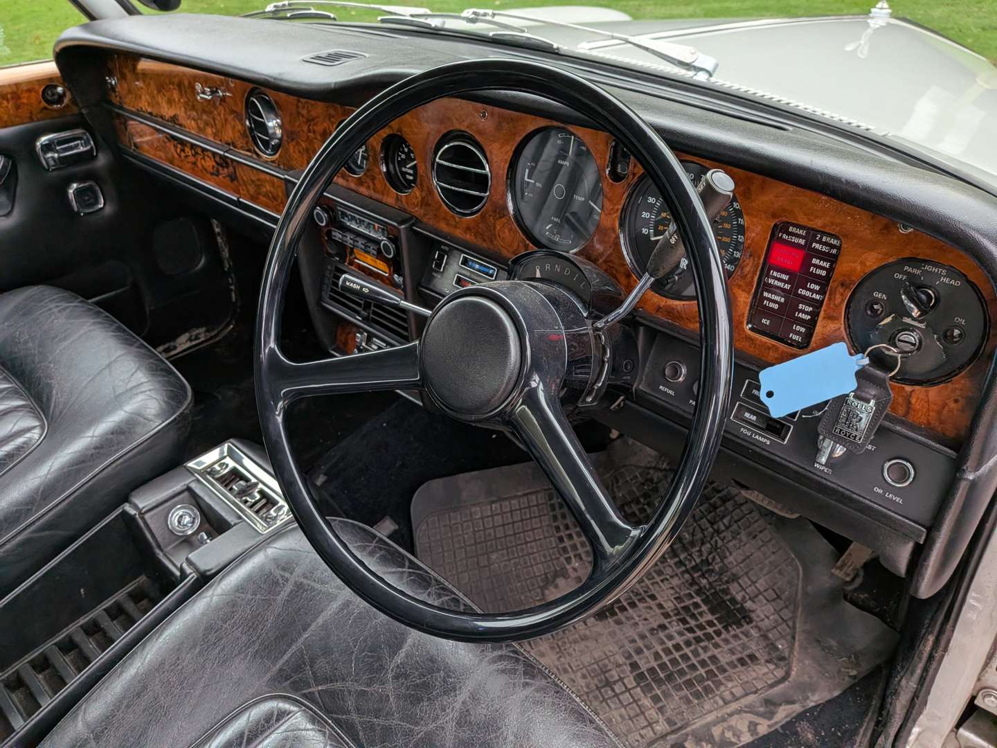<p>1980 ROLLS ROYCE SILVER SHADOW</p>