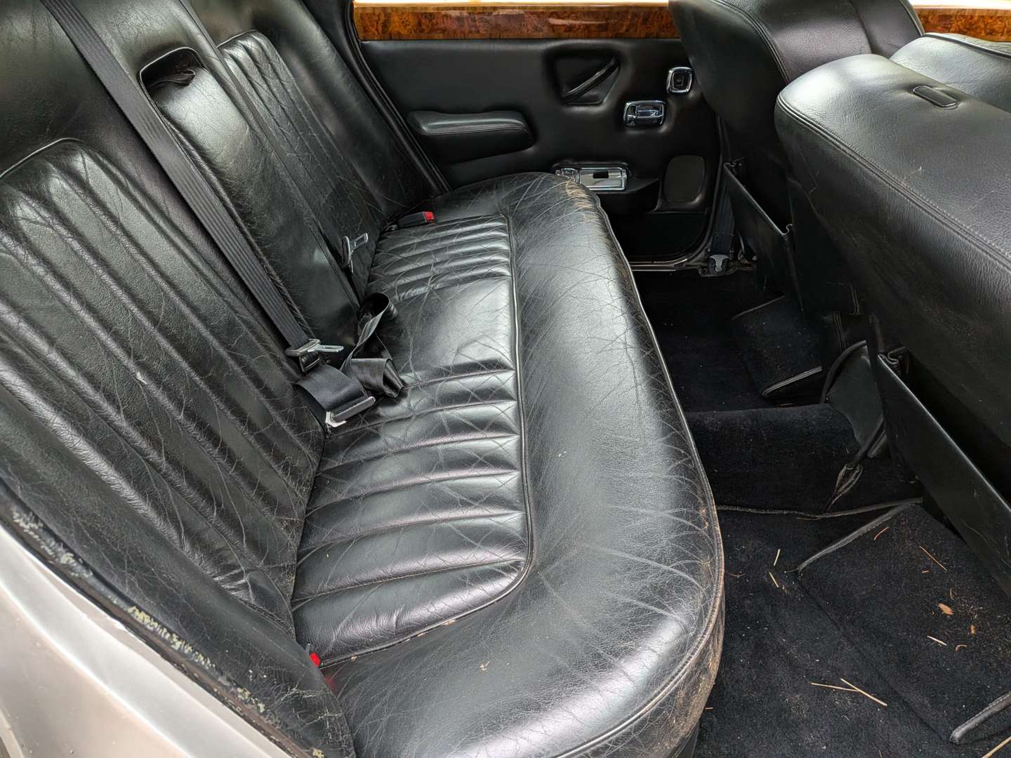 <p>1980 ROLLS ROYCE SILVER SHADOW</p>