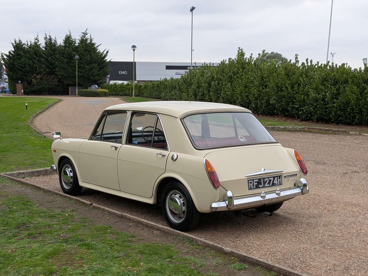 <p>1970 AUSTIN 1100</p>