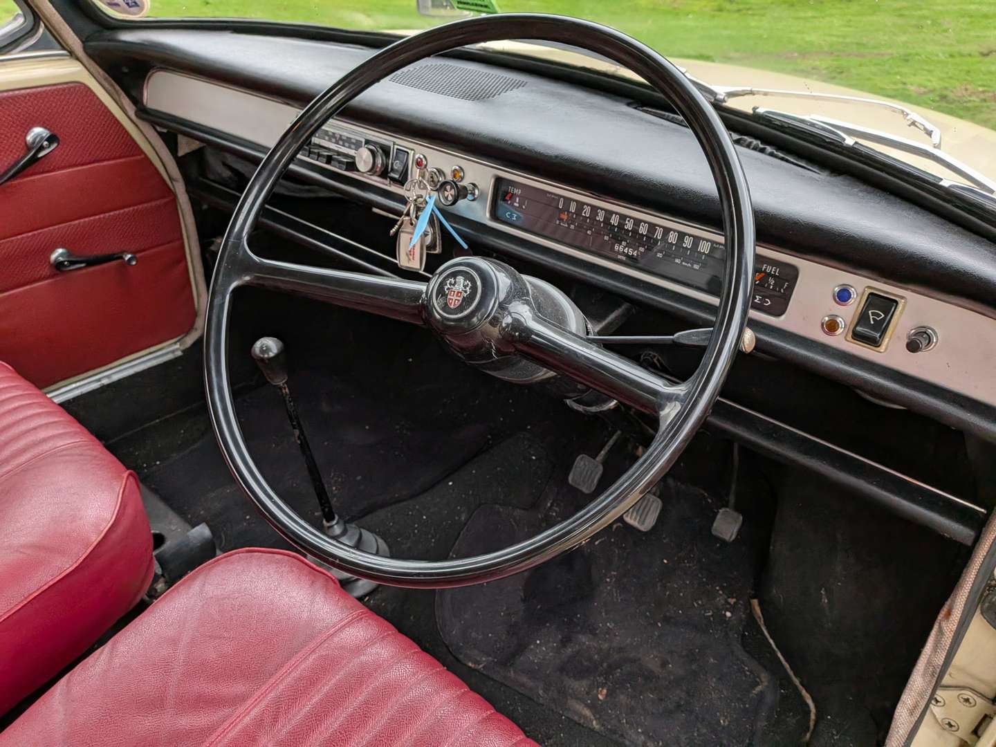 <p>1970 AUSTIN 1100</p>