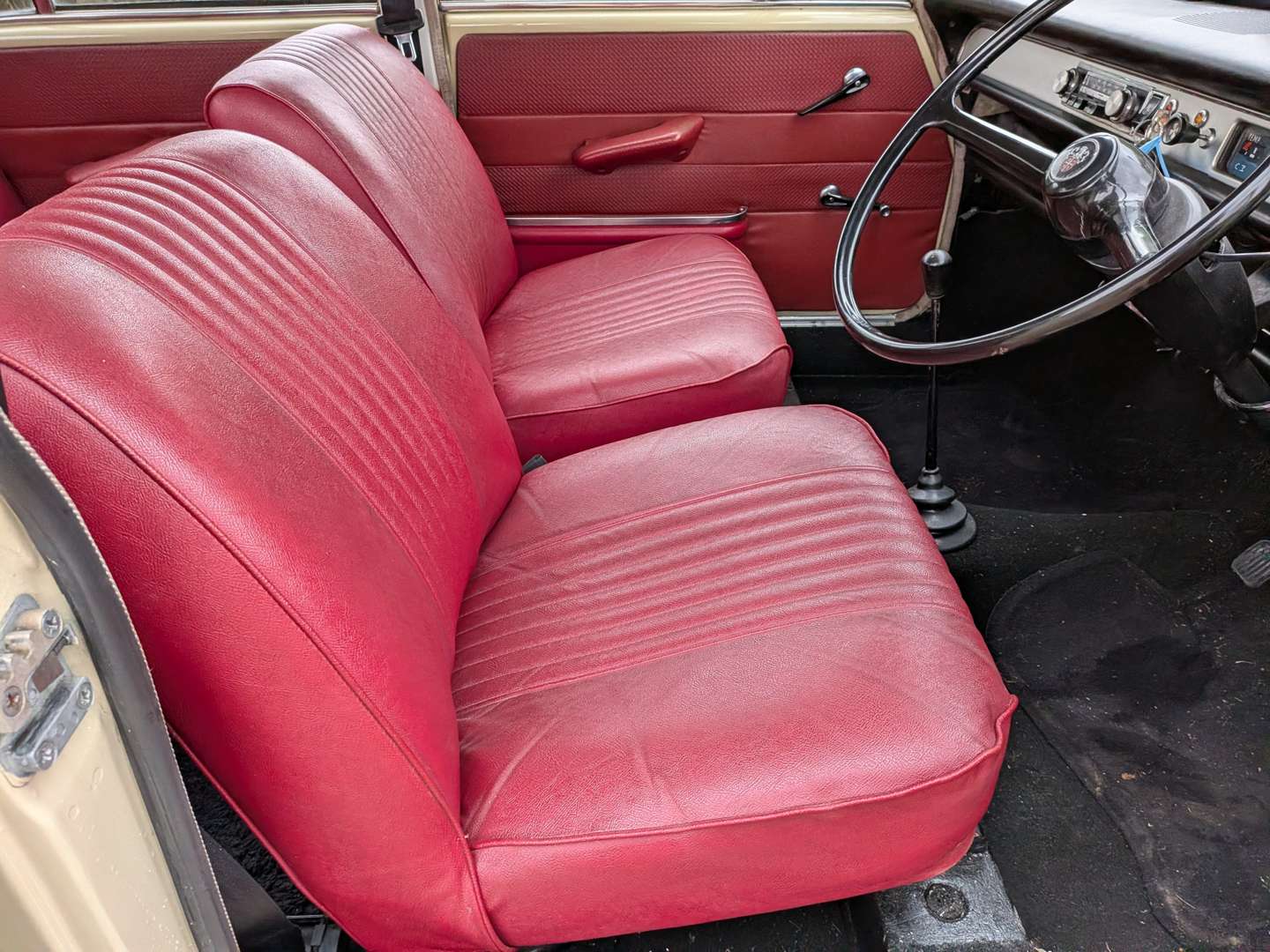 <p>1970 AUSTIN 1100</p>