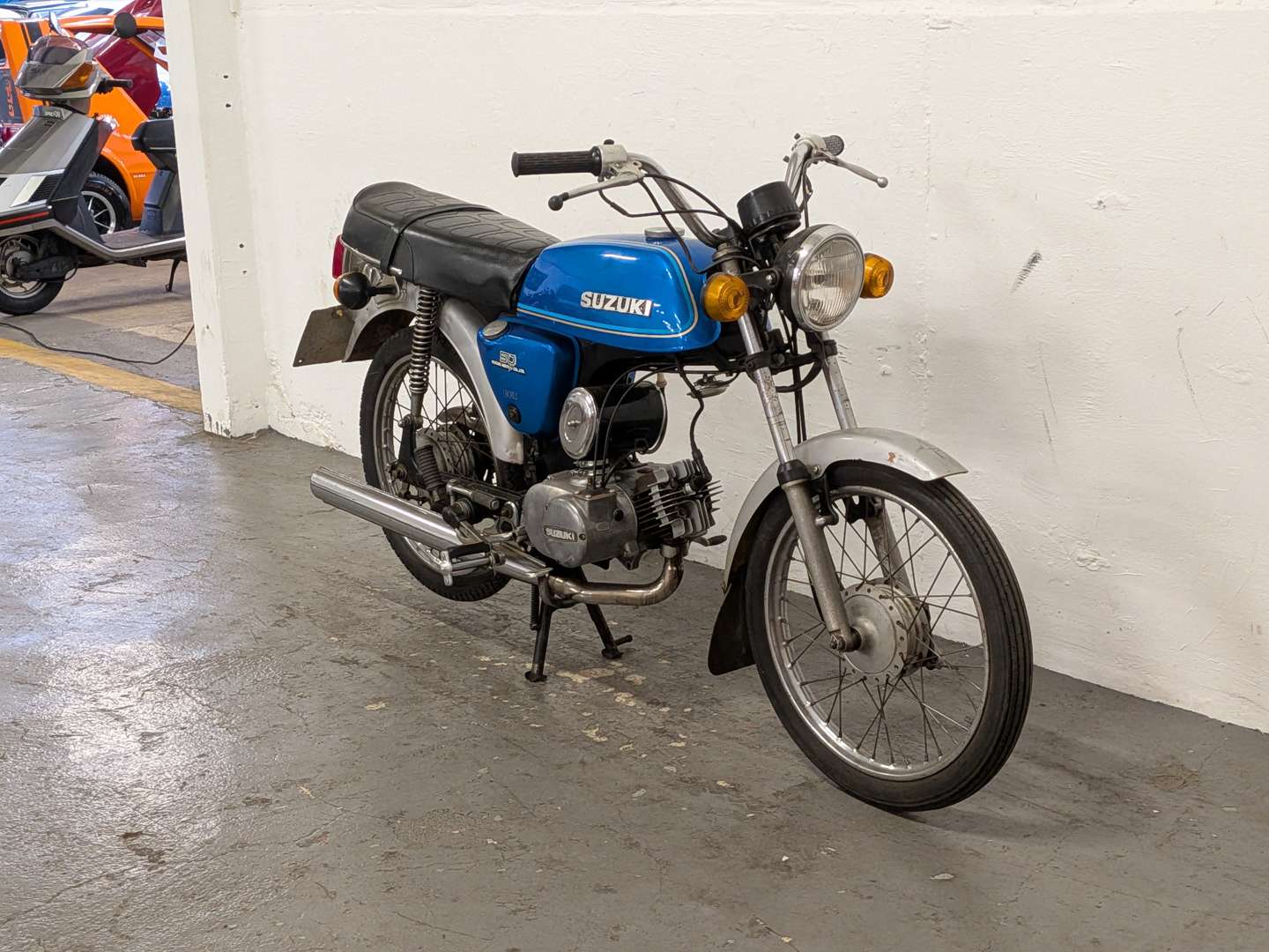 <p>1977 SUZUKI AP50</p>