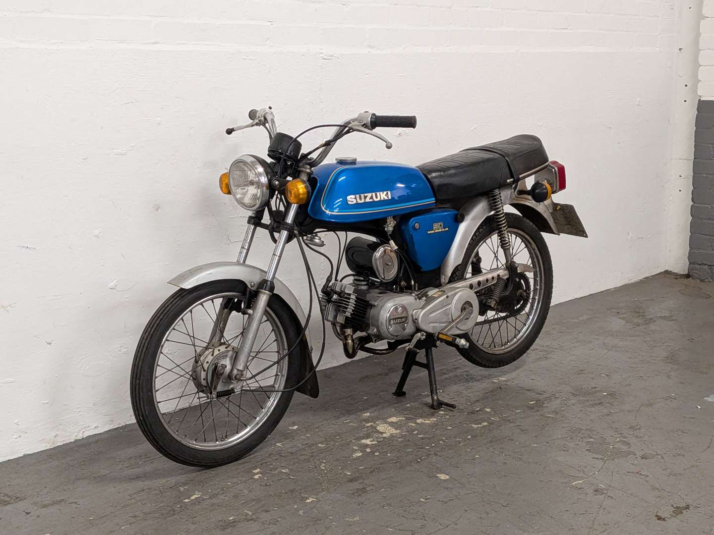 <p>1977 SUZUKI AP50</p>