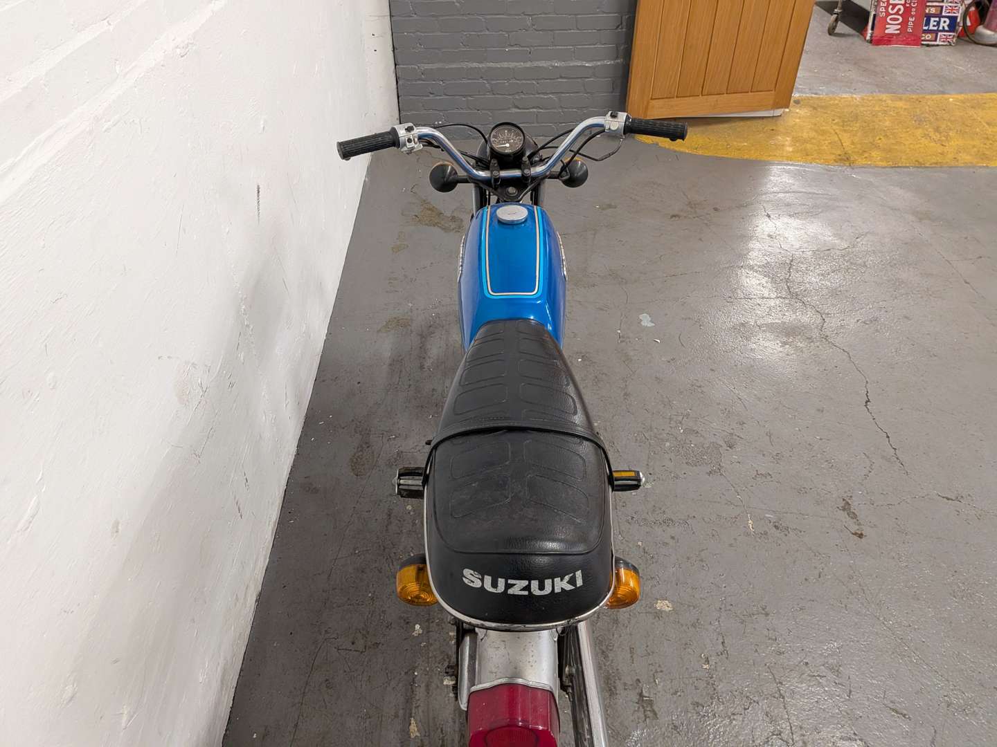 <p>1977 SUZUKI AP50</p>