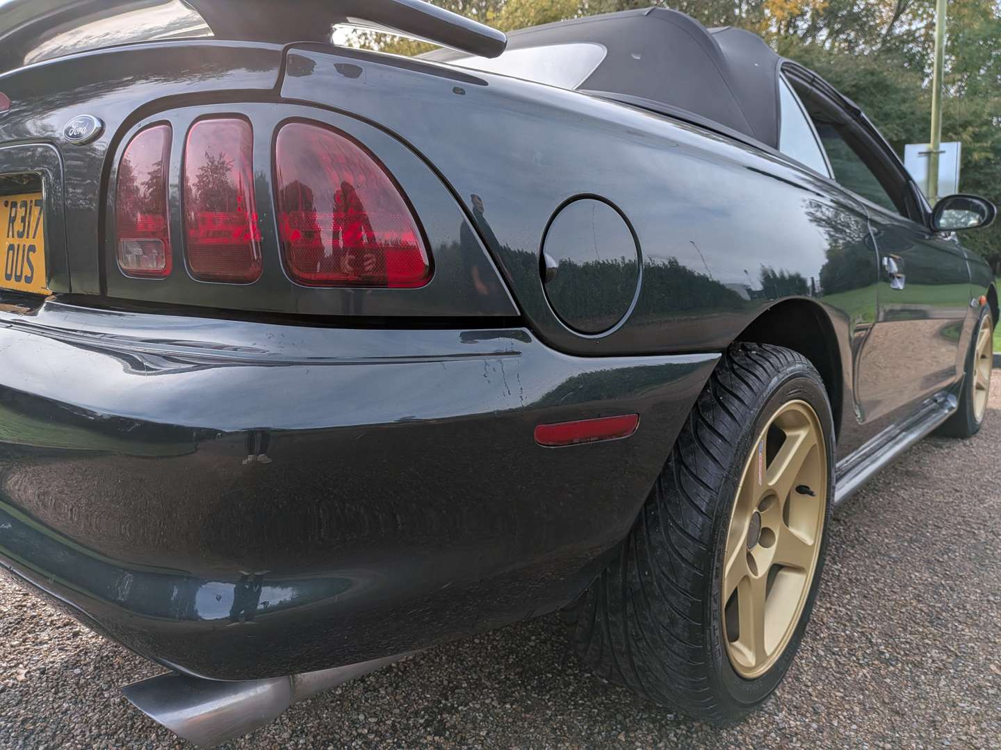 <p>1998 FORD MUSTANG GT V8 CONVERTIBLE</p>