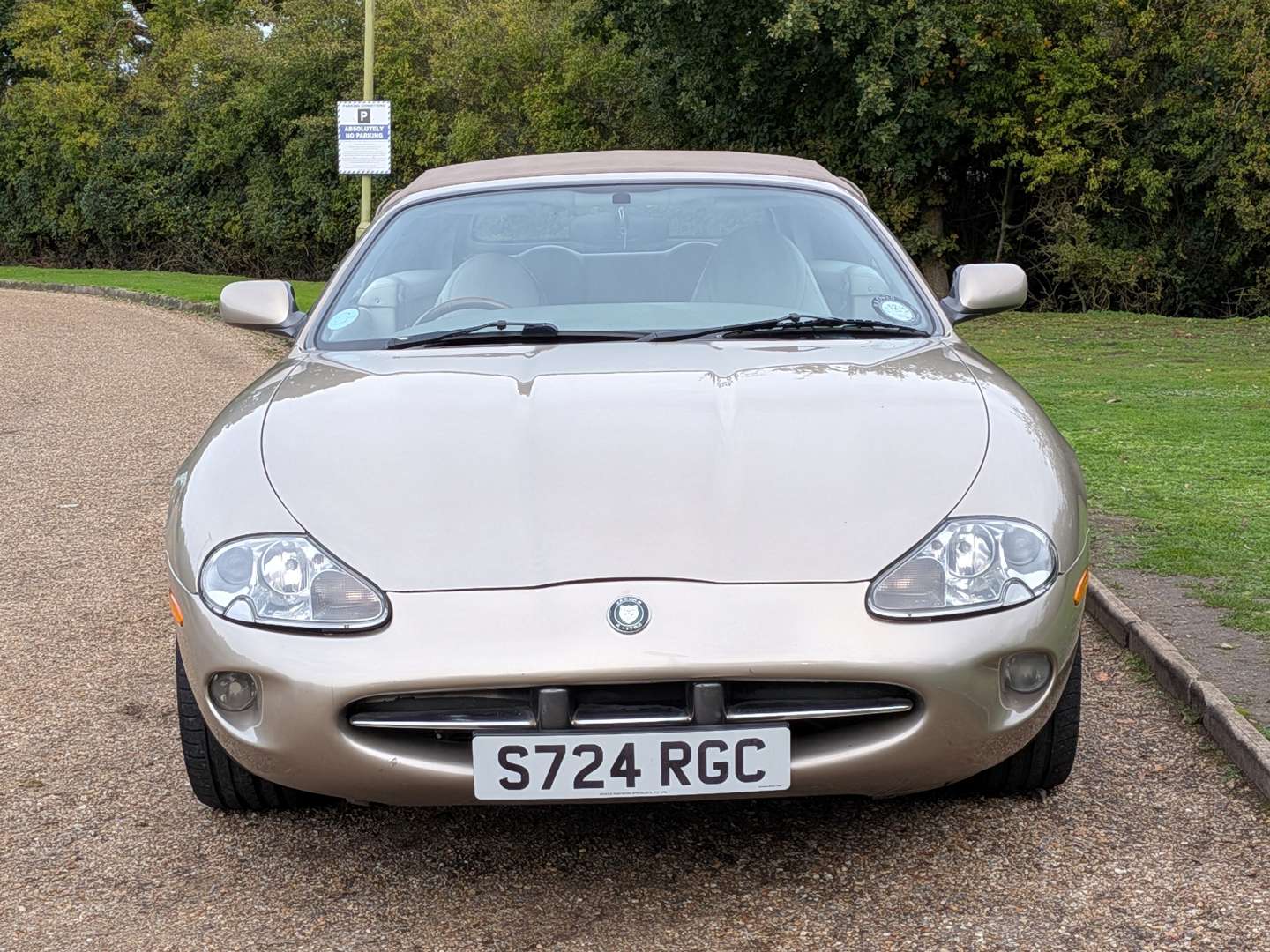 <p>1998 JAGUAR XK8 CONVERTIBLE</p>