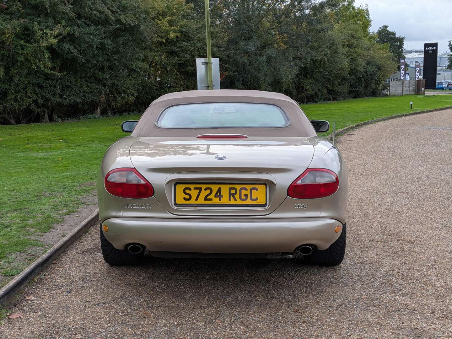 <p>1998 JAGUAR XK8 CONVERTIBLE</p>