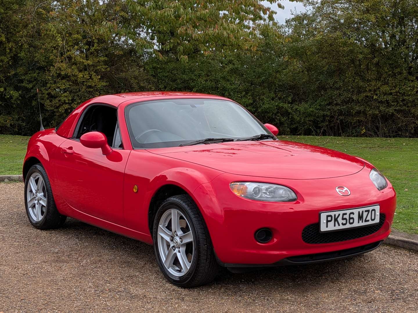 <p>2006 MAZDA MX-5</p>