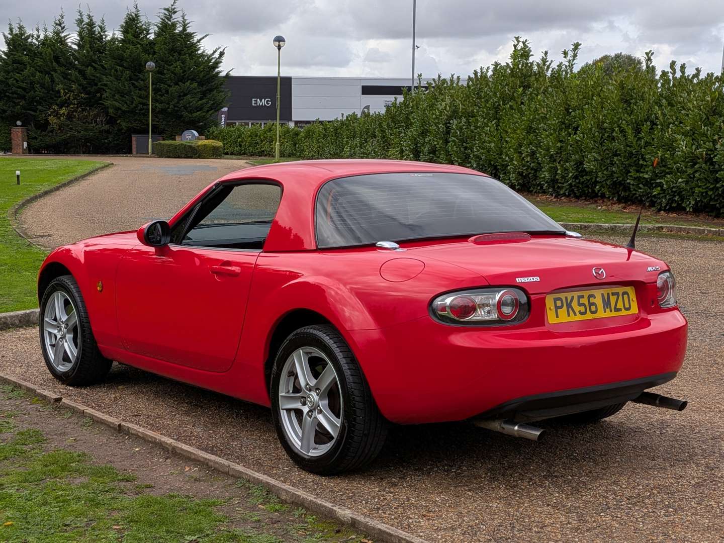 <p>2006 MAZDA MX-5</p>