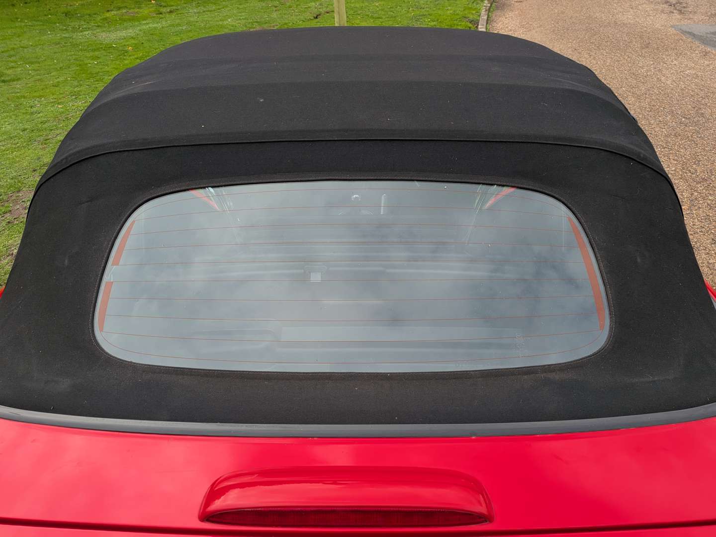 <p>2006 MAZDA MX-5</p>