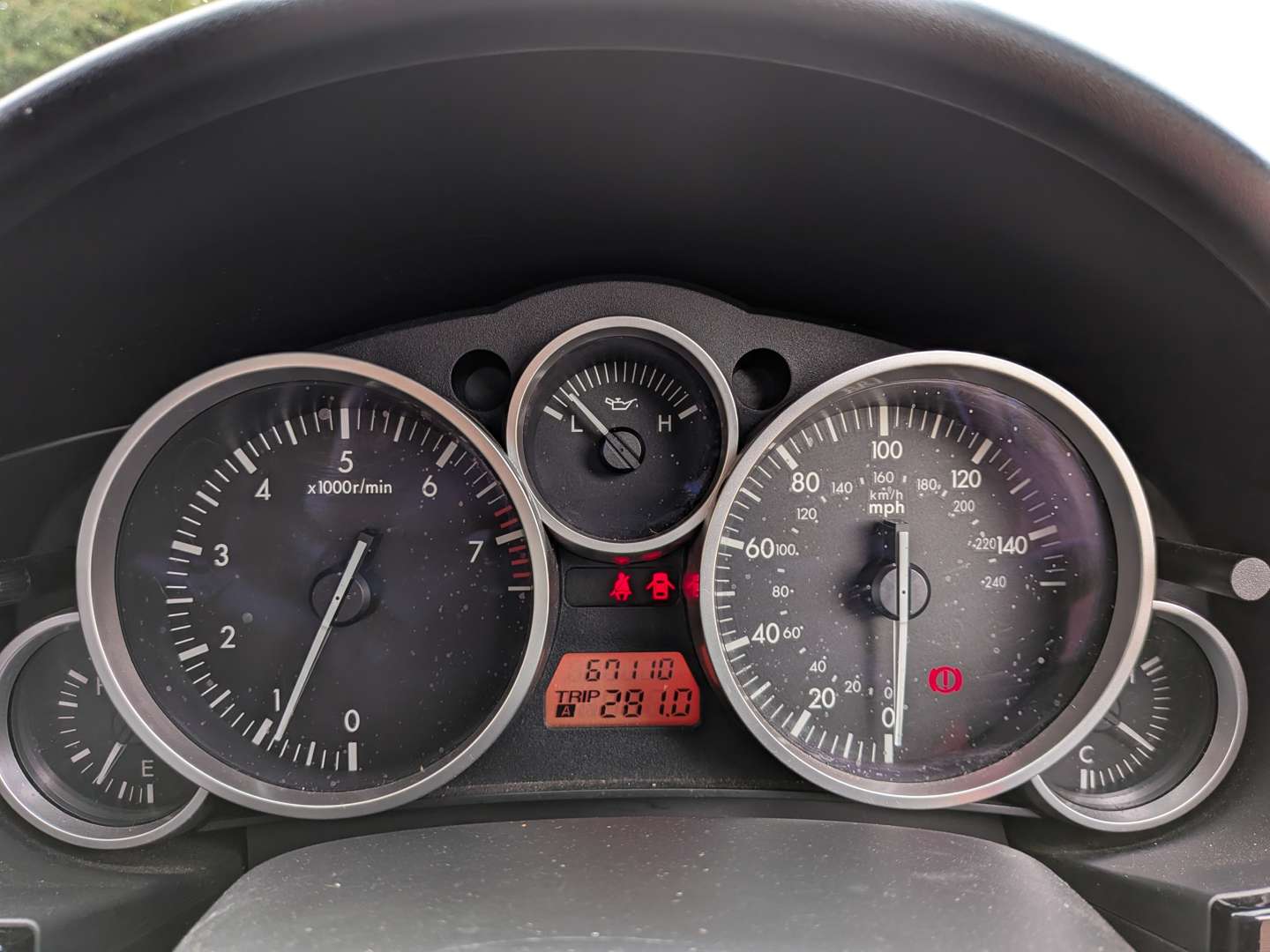 <p>2006 MAZDA MX-5</p>