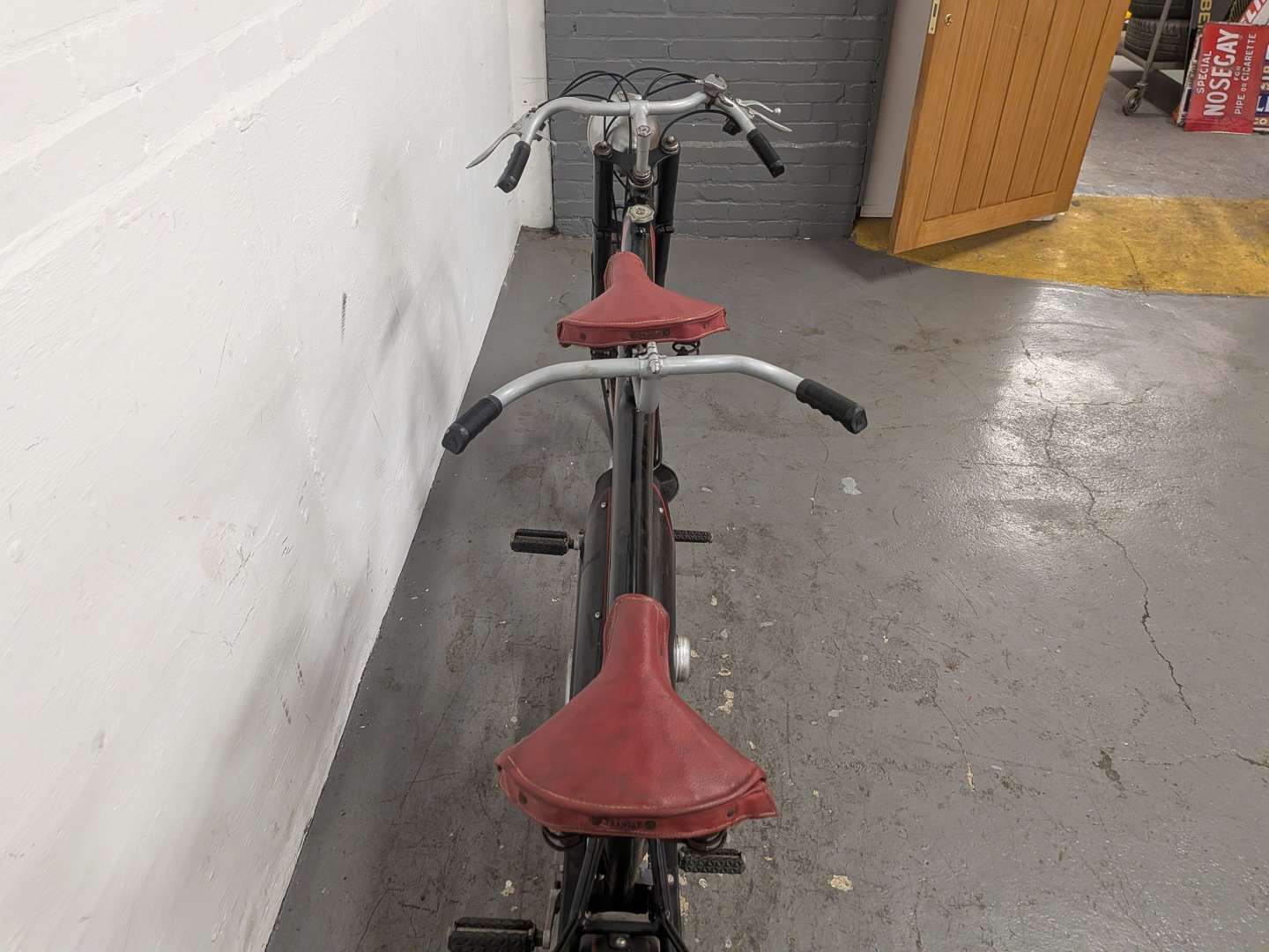 <p>1953 NARCISSE TANDEM</p>