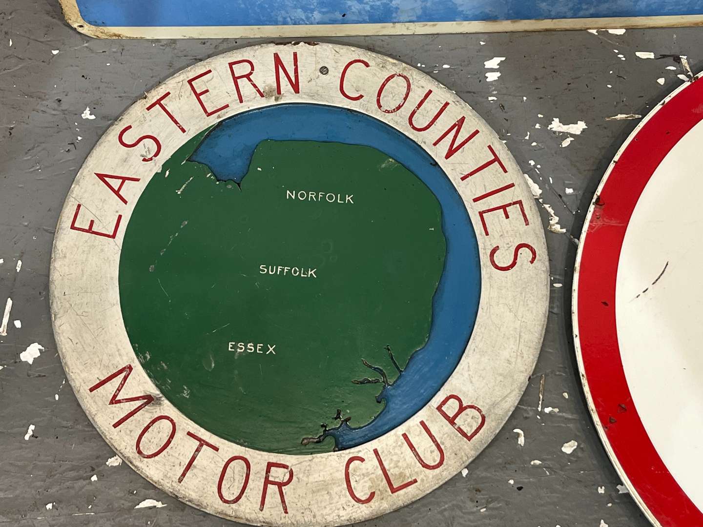 <p>MOT Plastic Sign, Wooden Eastern Counties Motor Club & ¼ Mile Sign (3)</p>
