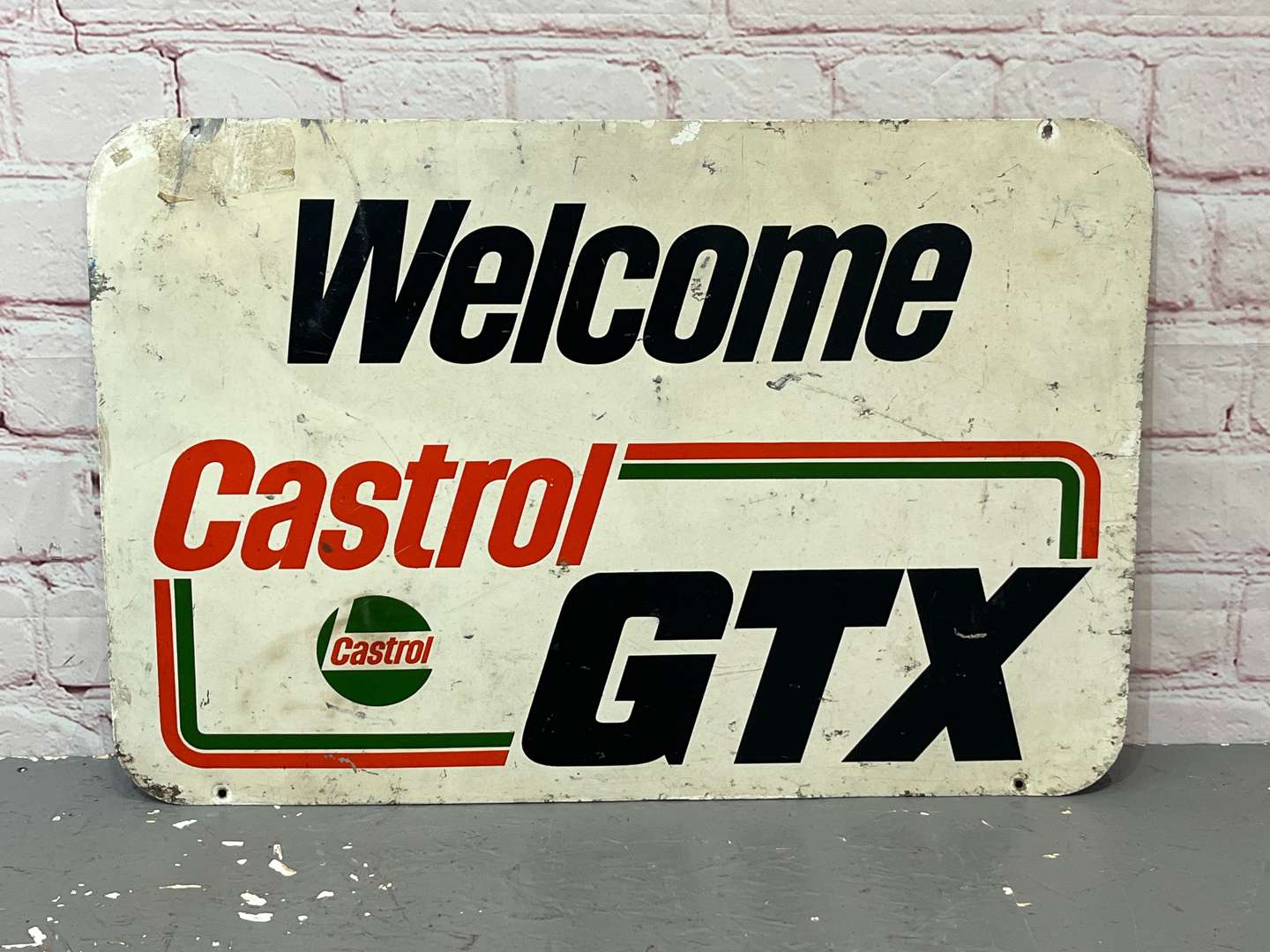 <p>Castrol GTX Welcome Aluminium Sign</p>