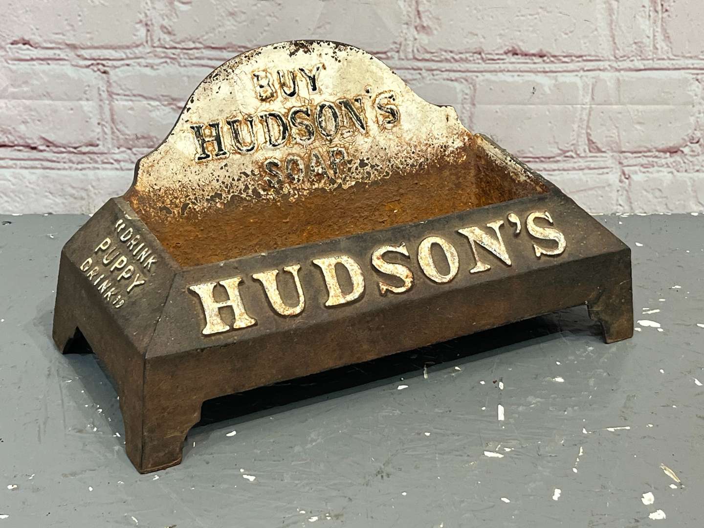 <p>Buy Hudson's Soap Cast Iron Puppy Drinker</p>