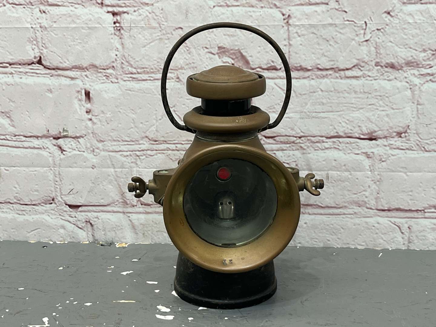 <p>Lucas King of The Road Lamp, Number 722</p>