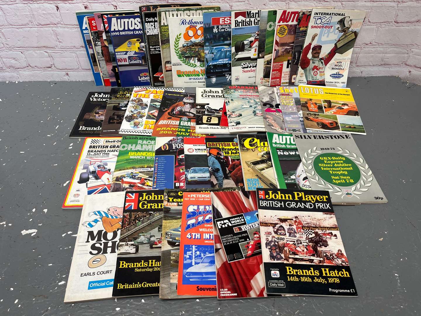 <p>Quantity of 1970/80's Race Programmes&nbsp;</p>