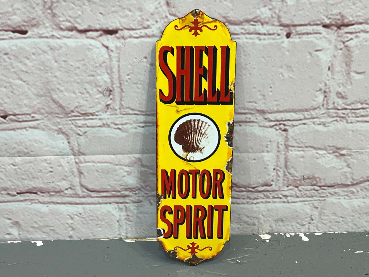 <p>Shell Motor Spirit Small Enamel Sign</p>