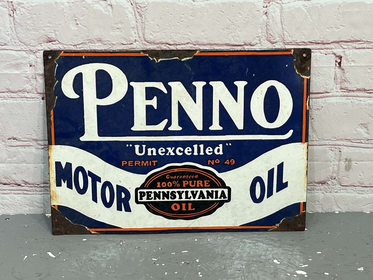 <p>Penno Motor Oil Enamel Sign</p>