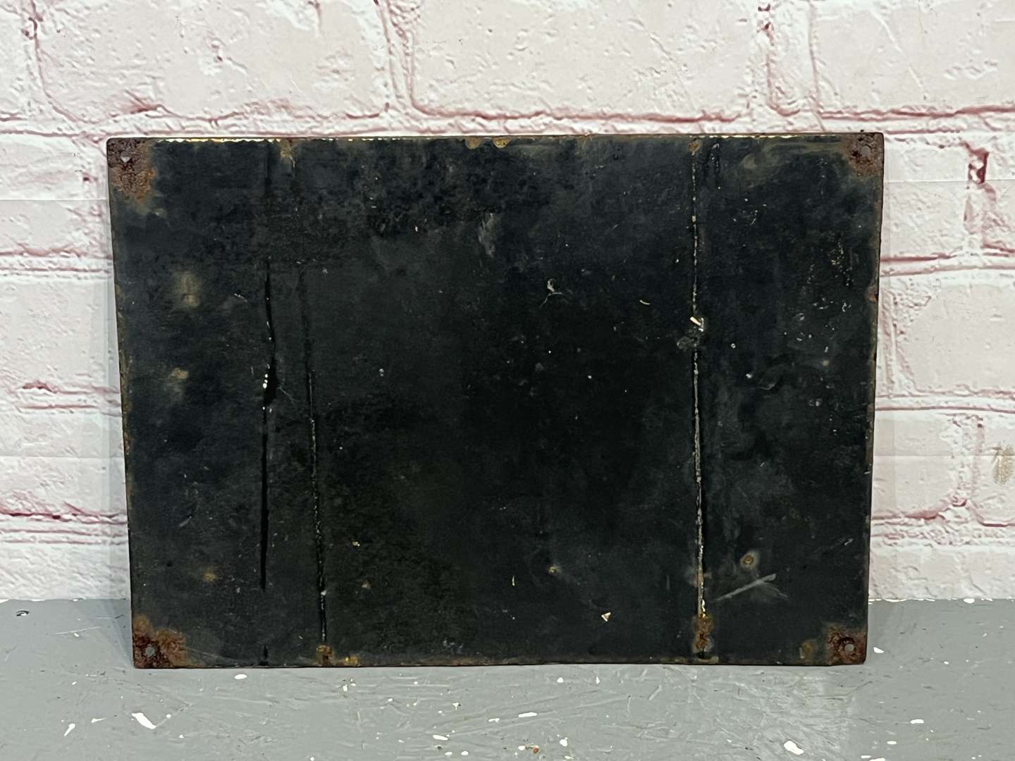 <p>Penno Motor Oil Enamel Sign</p>
